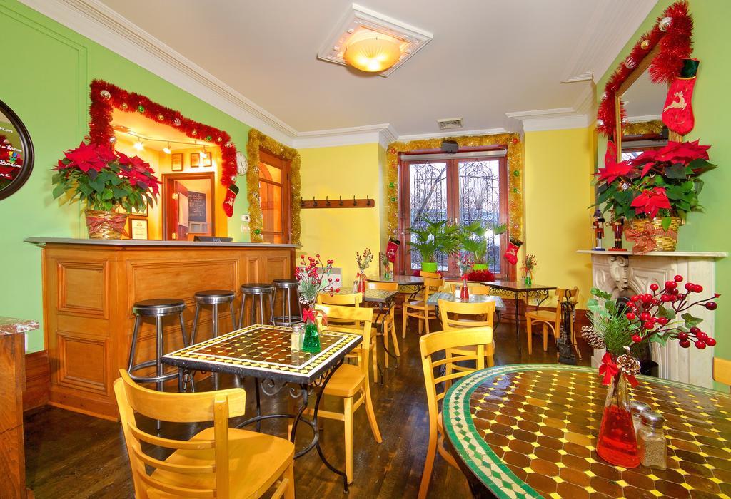 Auberge Les Bons Matins Монреал Екстериор снимка