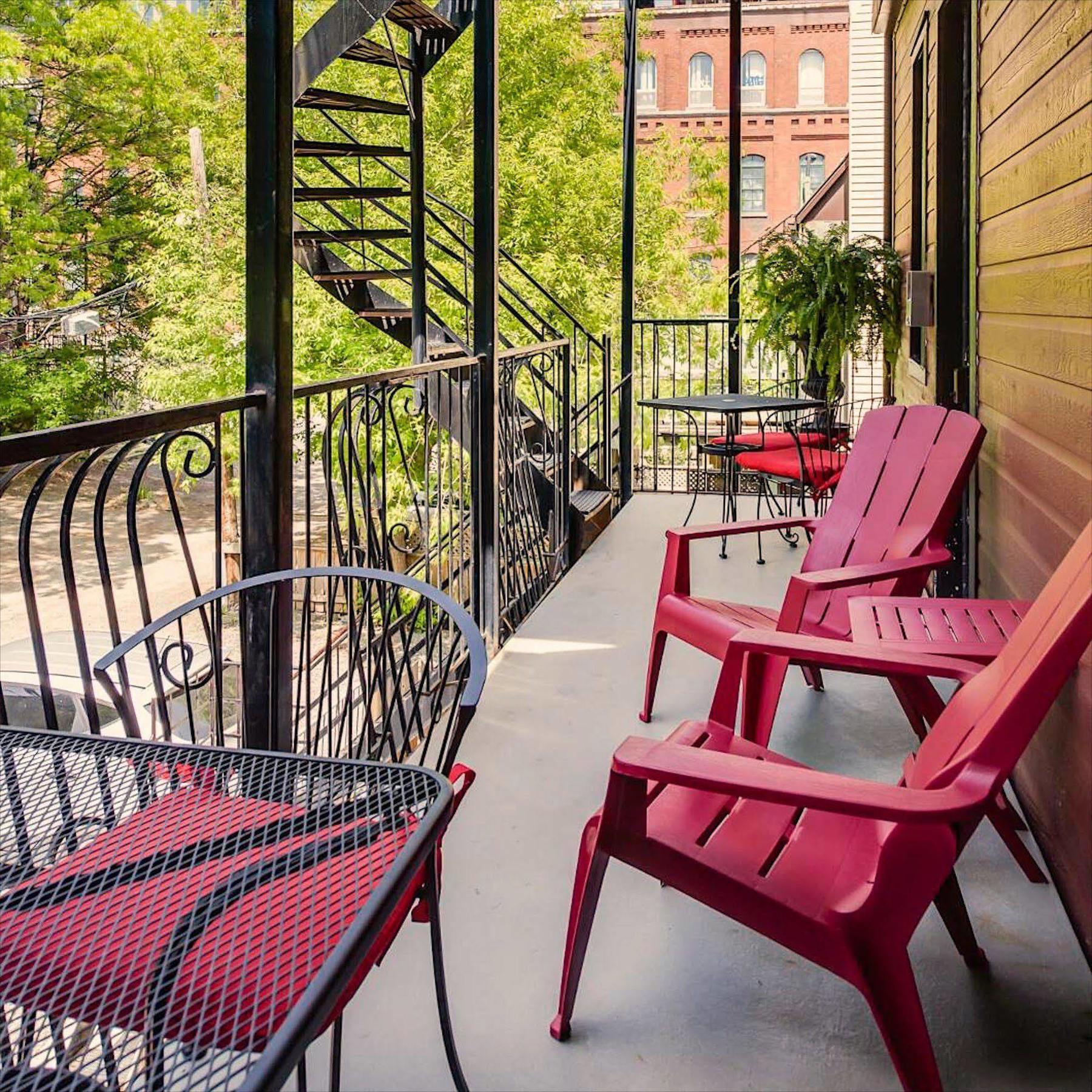Auberge Les Bons Matins Монреал Екстериор снимка