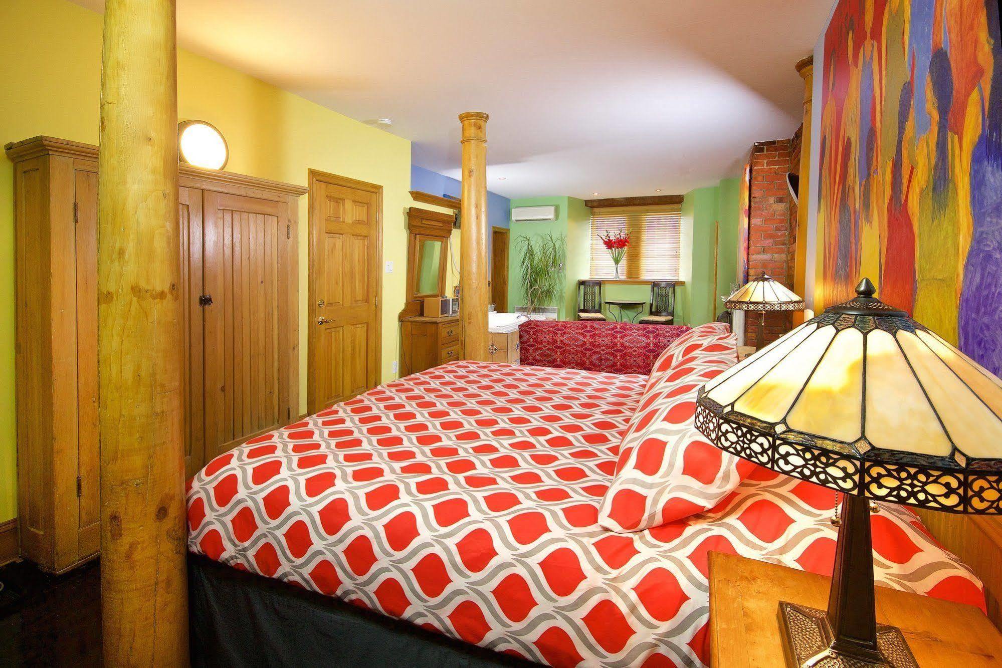 Auberge Les Bons Matins Монреал Екстериор снимка